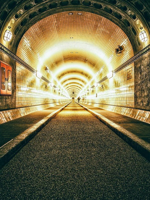 Old Elbe Tunnel